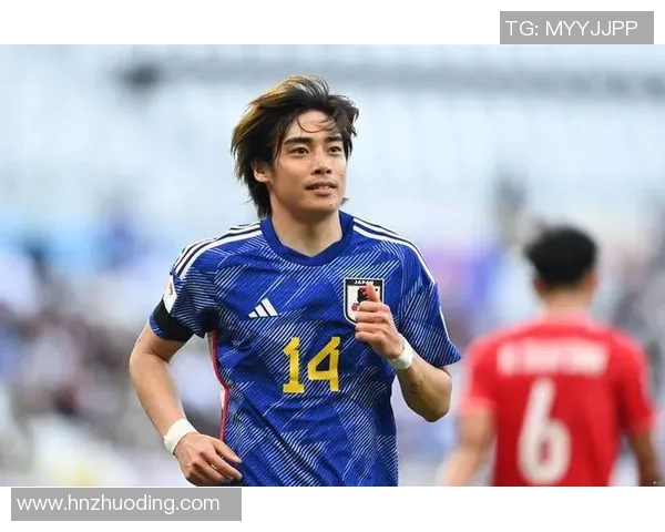 日本足球界的十七位明星球员盘点与成就分析